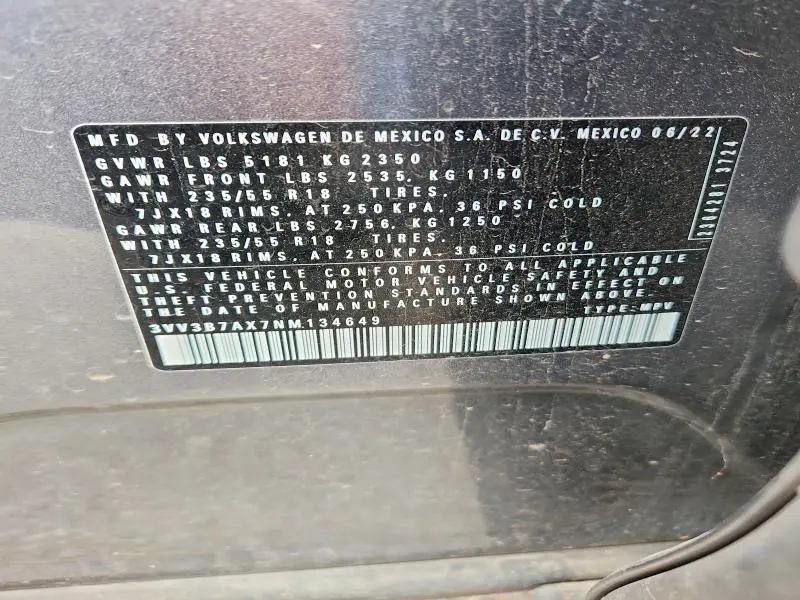 2022 VOLKSWAGEN TIGUAN SE  