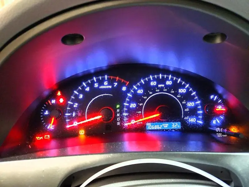 2010 TOYOTA CAMRY LE  