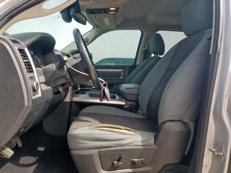 2017 RAM 1500 SLT