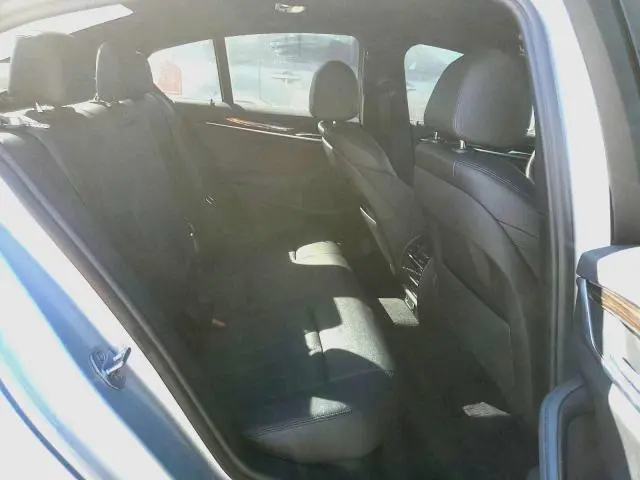 2019 BMW 530 I  