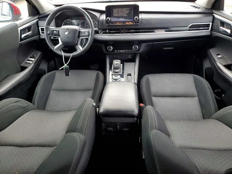 2022 MITSUBISHI OUTLANDER   
