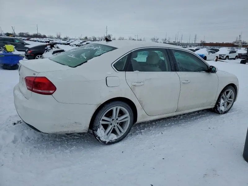 2014 VOLKSWAGEN PASSAT SE  