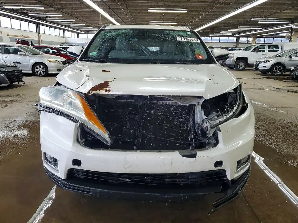 2015 TOYOTA HIGHLANDER LIMITED PLATINUM  