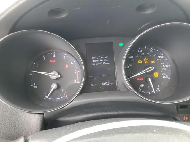 2020 TOYOTA C-HR XLE  