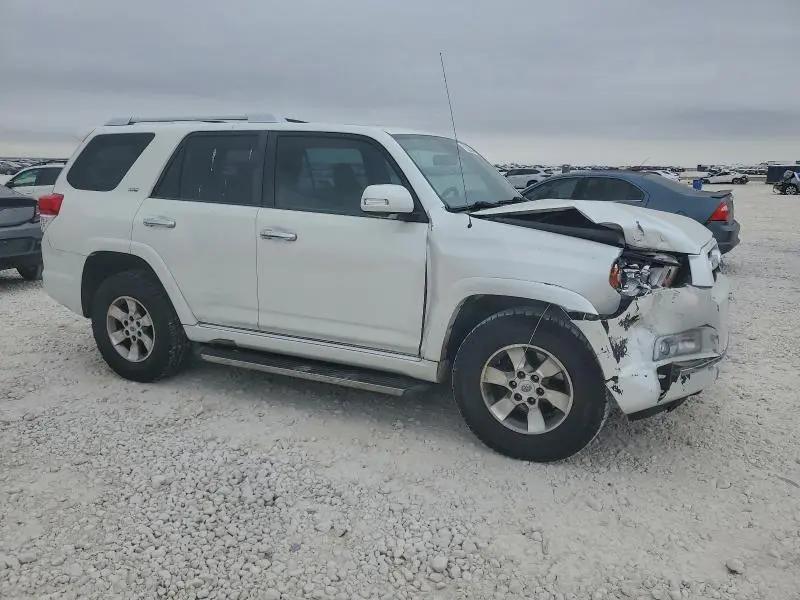 2011 TOYOTA 4RUNNER SR5  