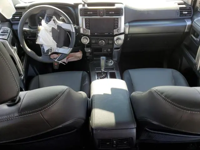 2023 TOYOTA 4RUNNER SE  