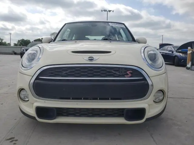 2016 MINI COOPER S