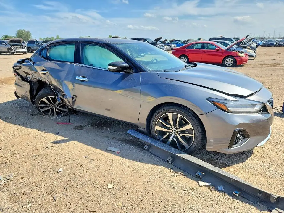 2021 NISSAN MAXIMA SV  