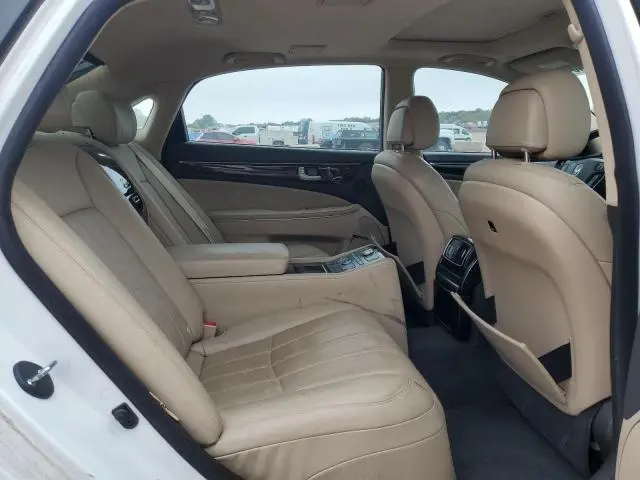 2013 HYUNDAI EQUUS SIGNATURE  