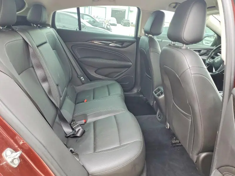 2018 BUICK REGAL ESSENCE  