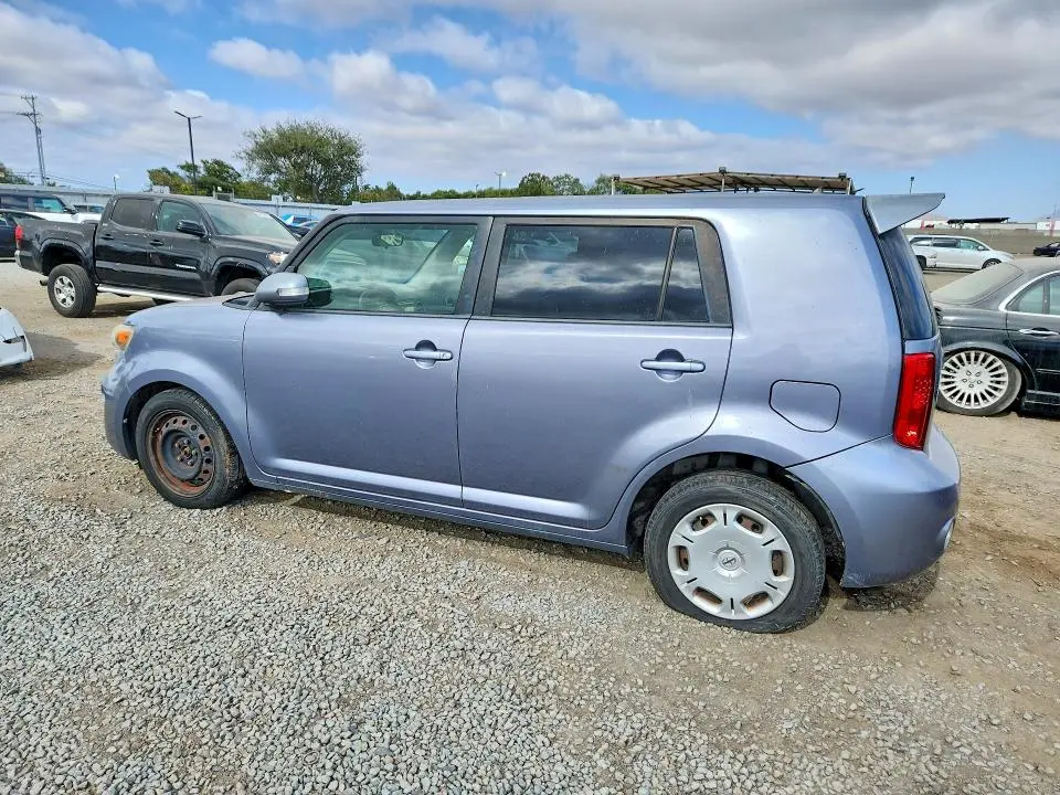 2010 TOYOTA SCION XB  