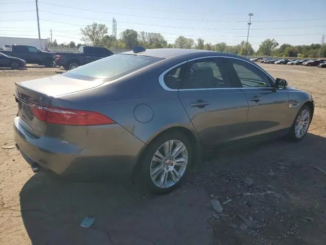 2017 JAGUAR XF PREMIUM  