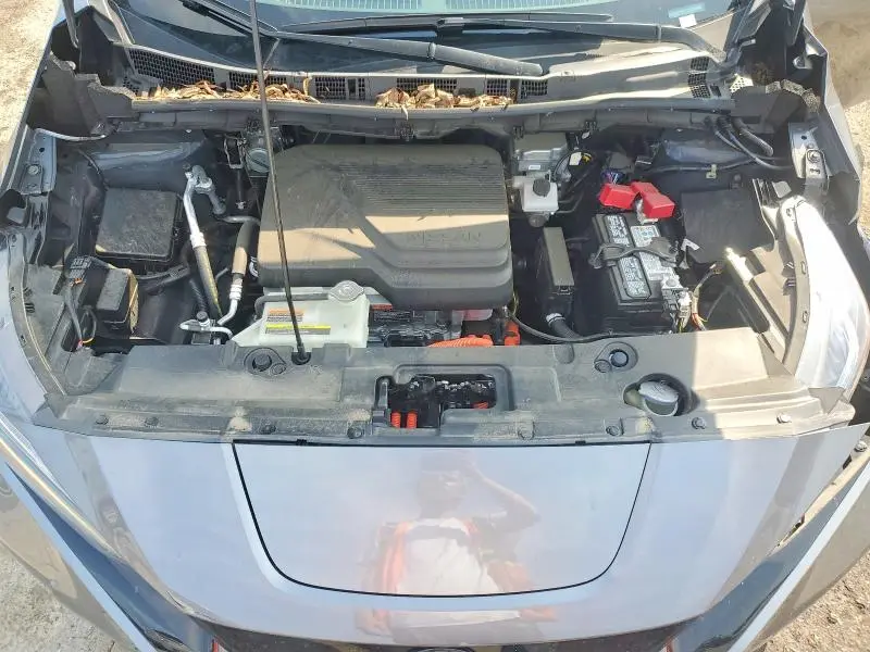 2025 NISSAN LEAF S  