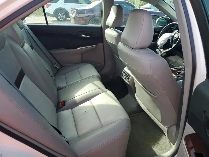 2013 TOYOTA CAMRY XLE  