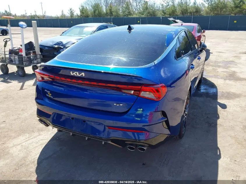 2022 KIA K5 GT