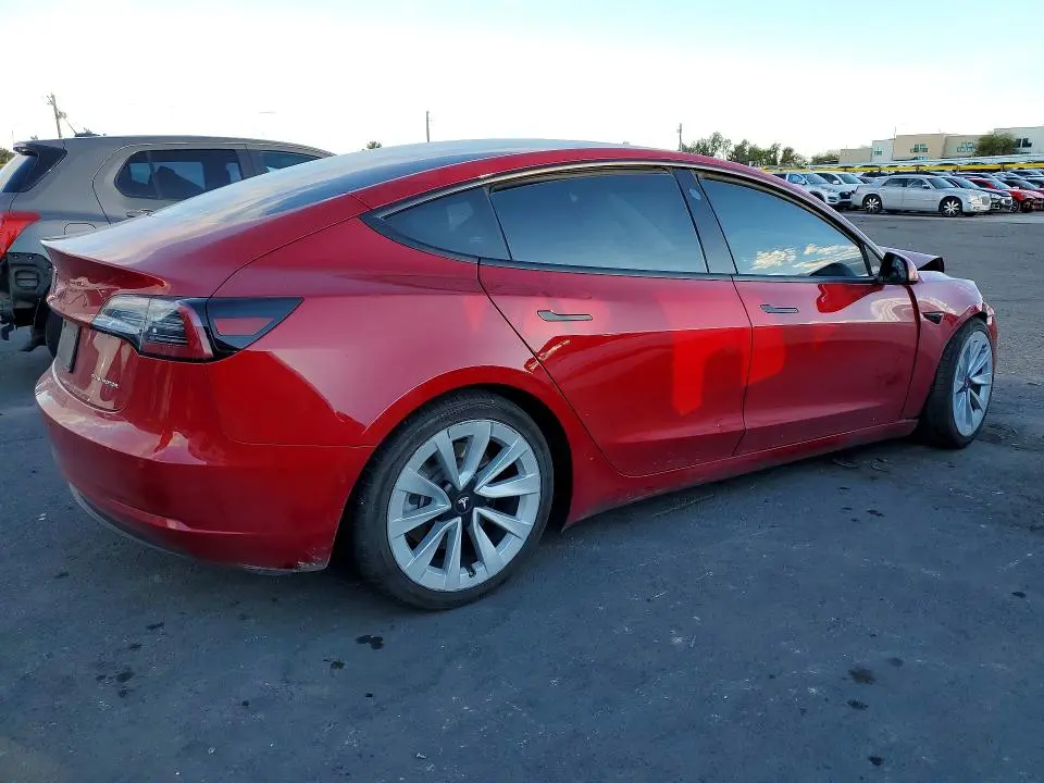 2021 TESLA MODEL 3   