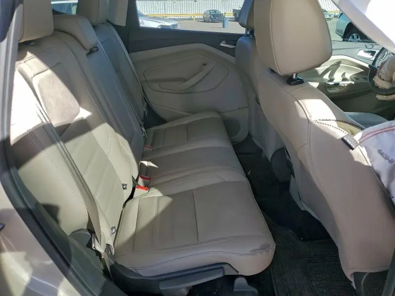 2017 FORD ESCAPE TITANIUM  