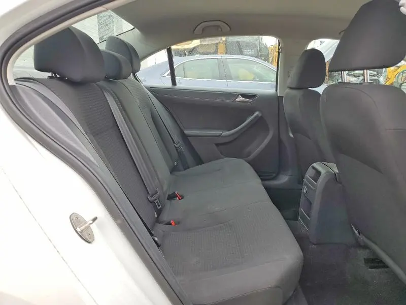 2015 VOLKSWAGEN JETTA BASE  
