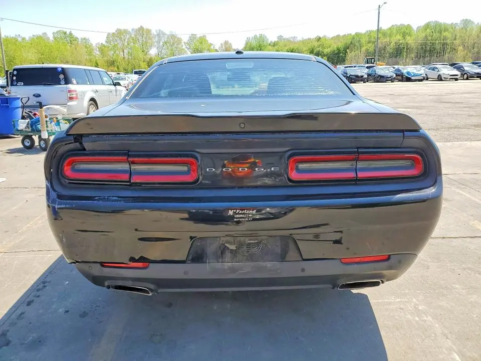 2015 DODGE CHALLENGER SXT  