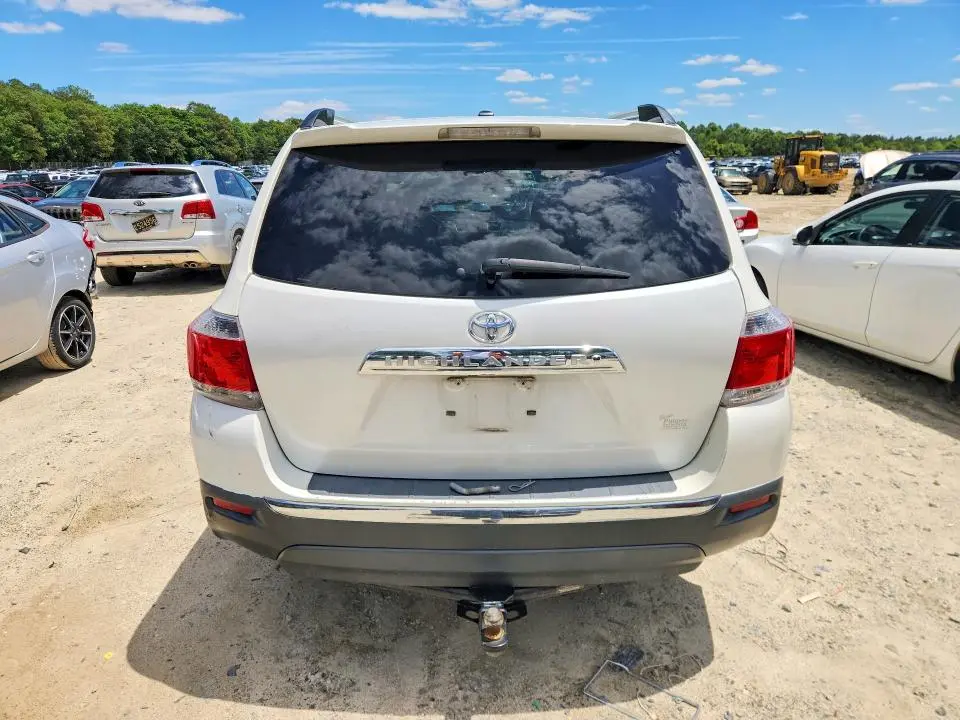 2012 TOYOTA HIGHLANDER LIMITED  