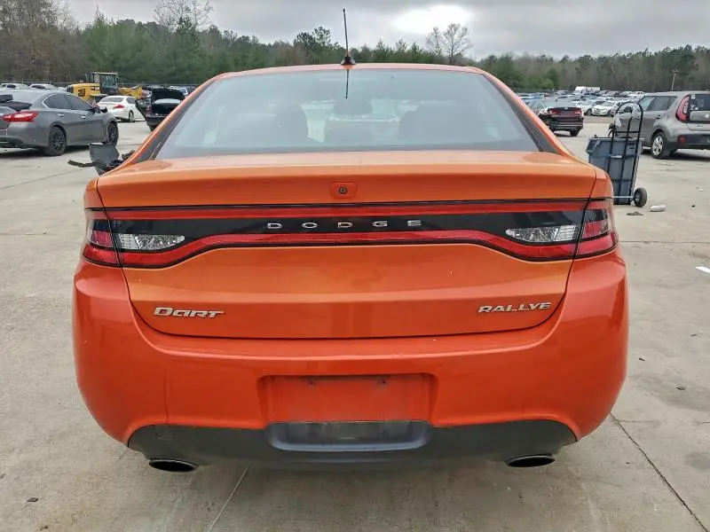 2015 DODGE DART SXT  