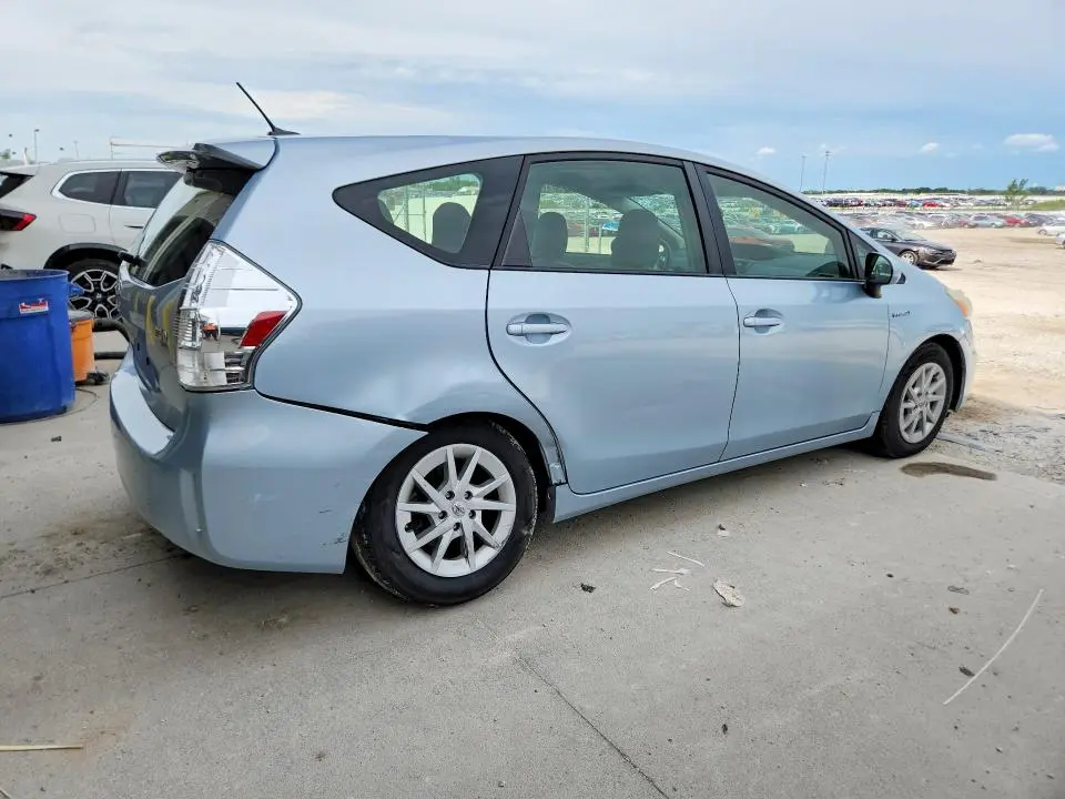 2013 TOYOTA PRIUS V THREE  