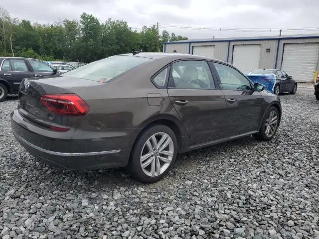 2019 VOLKSWAGEN PASSAT WOLFSBURG  