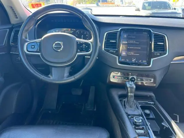 2016 VOLVO XC90 T6