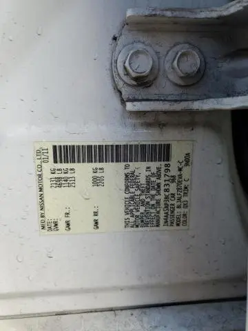 2011 NISSAN MAXIMA S  