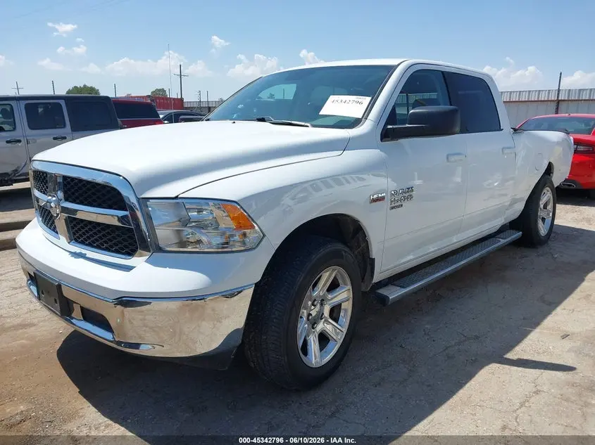 2019 RAM 1500 CLASSIC SLT  4X2 6'4 BOX