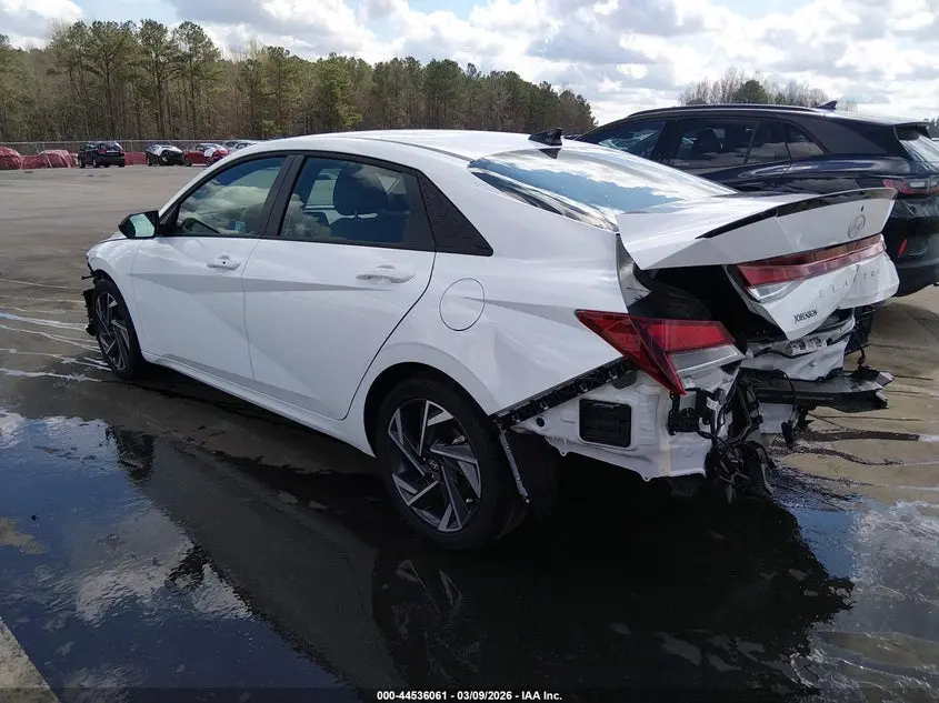 2025 HYUNDAI ELANTRA SEL SPORT