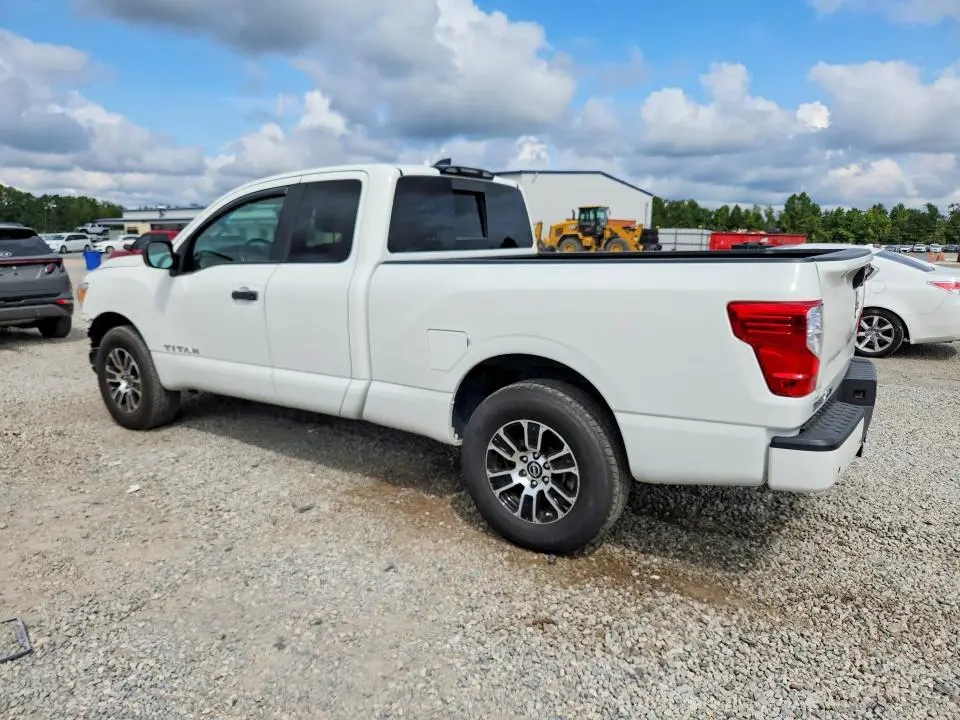2024 NISSAN TITAN SV  