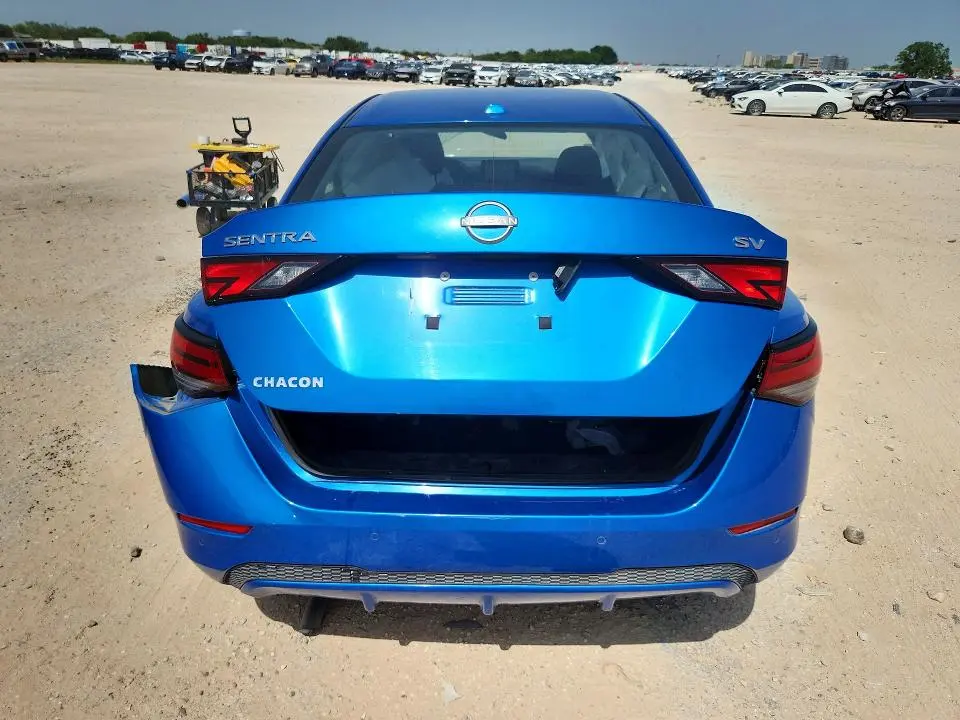 2024 NISSAN SENTRA SV  