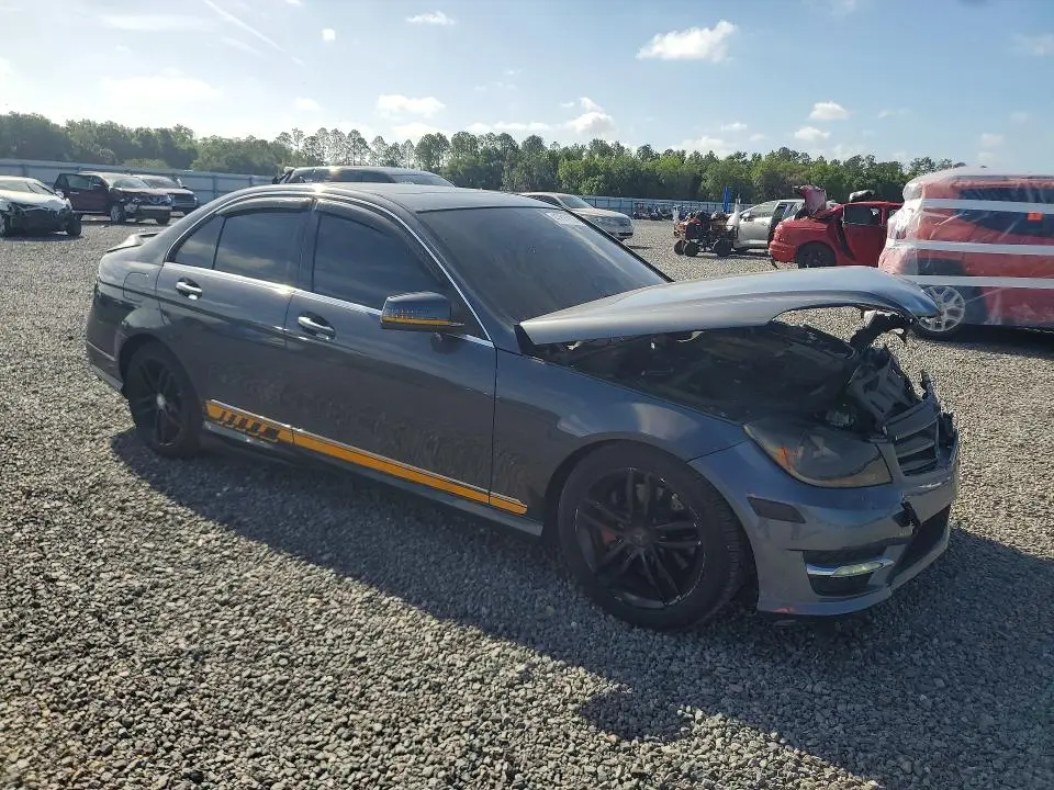 2013 MERCEDES-BENZ C 300 4MATIC  