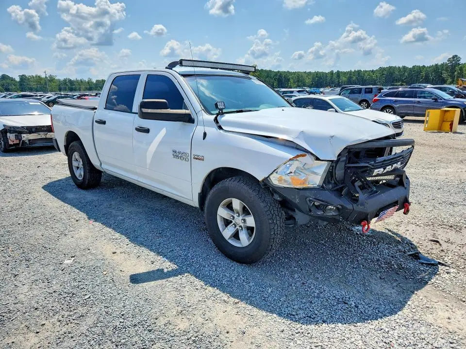 2016 RAM 1500 ST  
