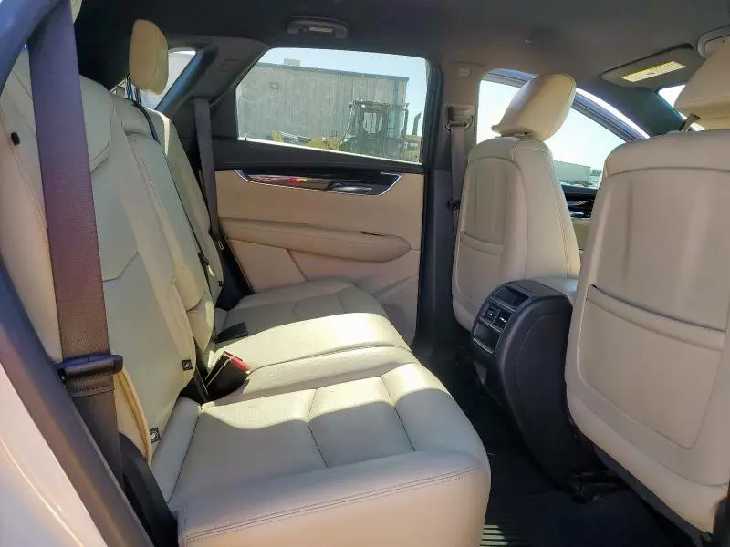 2019 CADILLAC XT5 
