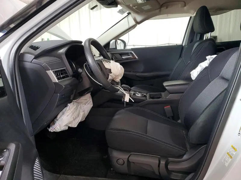 2024 MITSUBISHI OUTLANDER ES  