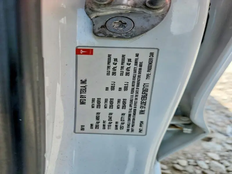 2018 TESLA MODEL 3   