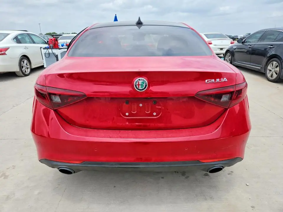 2022 ALFA ROMEO GIULIA   