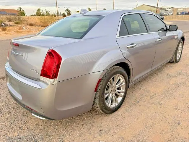 2016 CHRYSLER 300C   