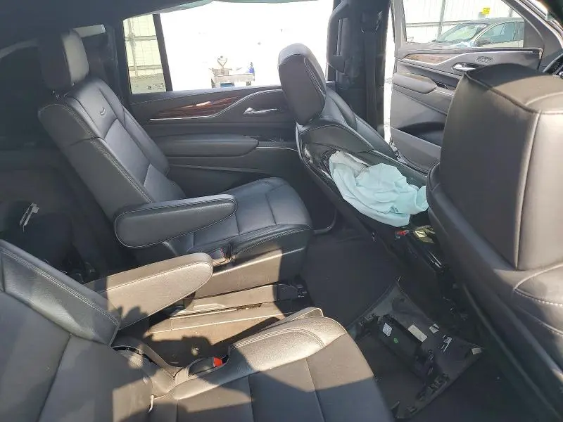 2022 CADILLAC ESCALADE ESV LUXURY  