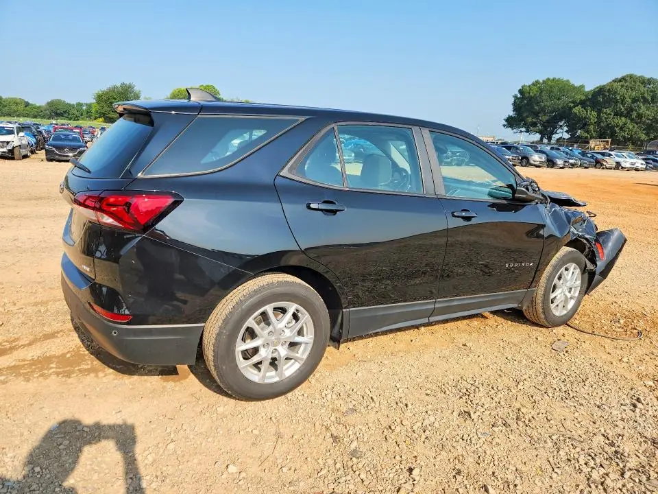 2022 CHEVROLET EQUINOX LS  