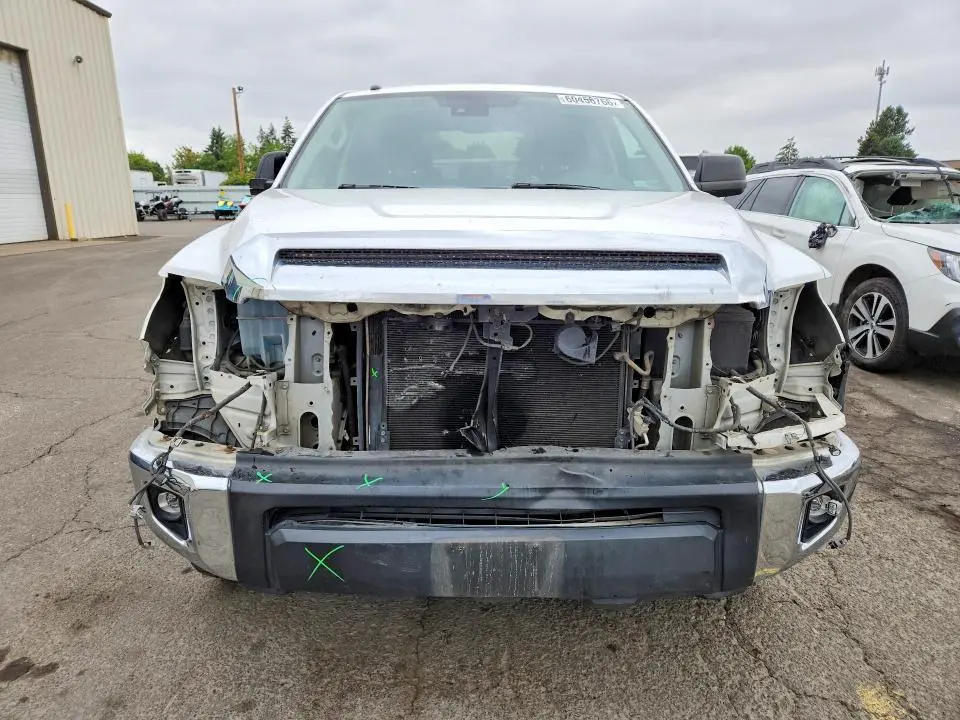 2019 TOYOTA TUNDRA SR5  