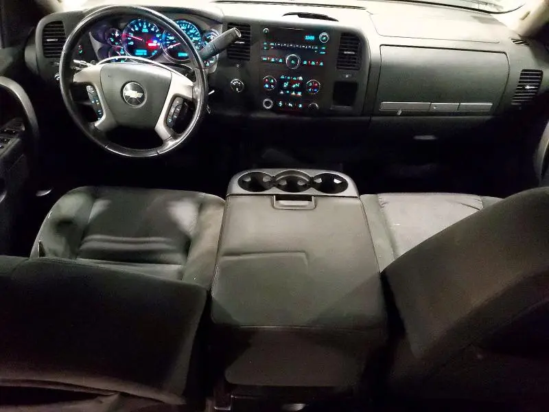 2011 CHEVROLET SILVERADO K1500 LT  