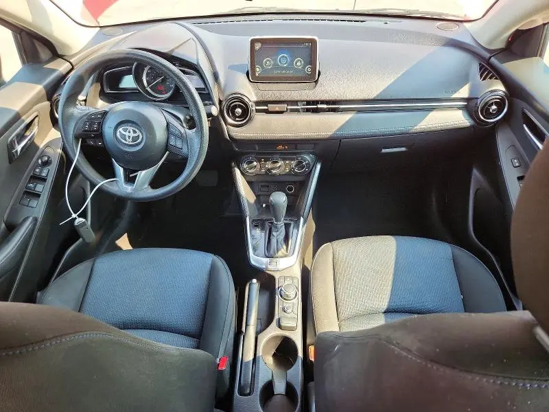 2017 TOYOTA YARIS IA BASE  