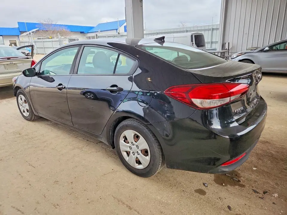 2018 KIA FORTE LX  