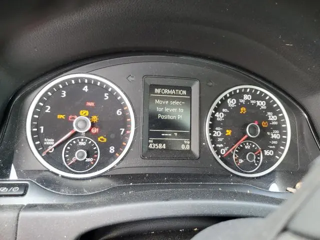 2017 VOLKSWAGEN TIGUAN SPORT  