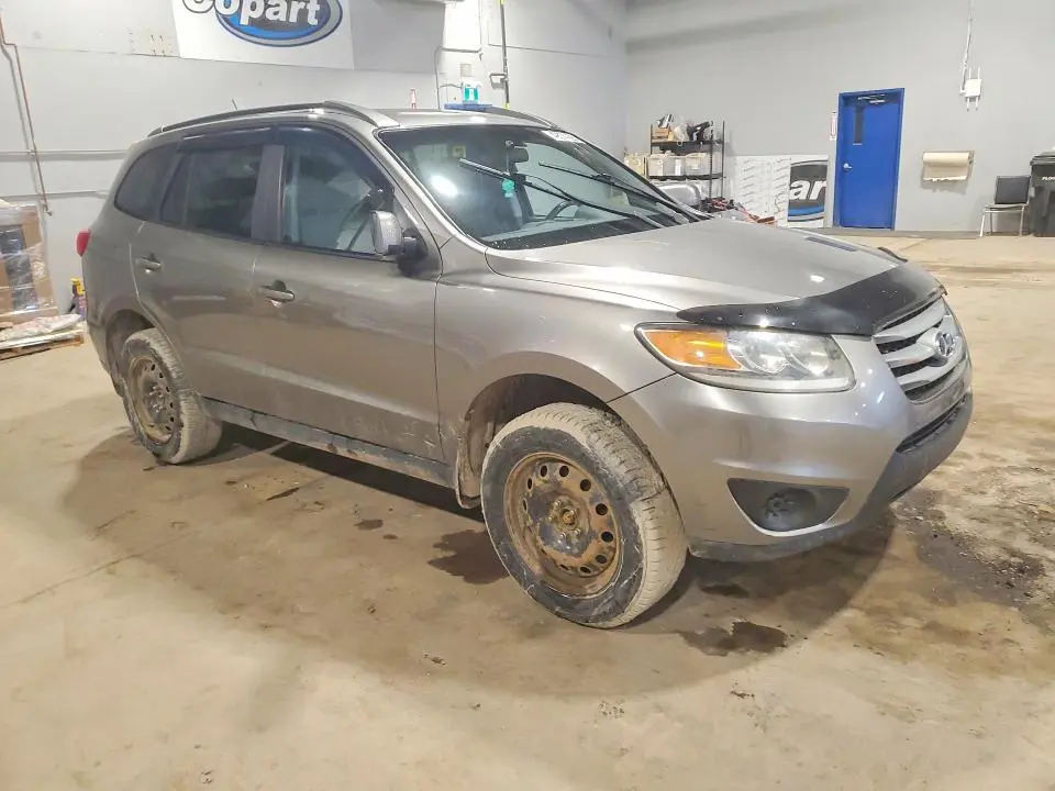 2012 HYUNDAI SANTA FE GLS  