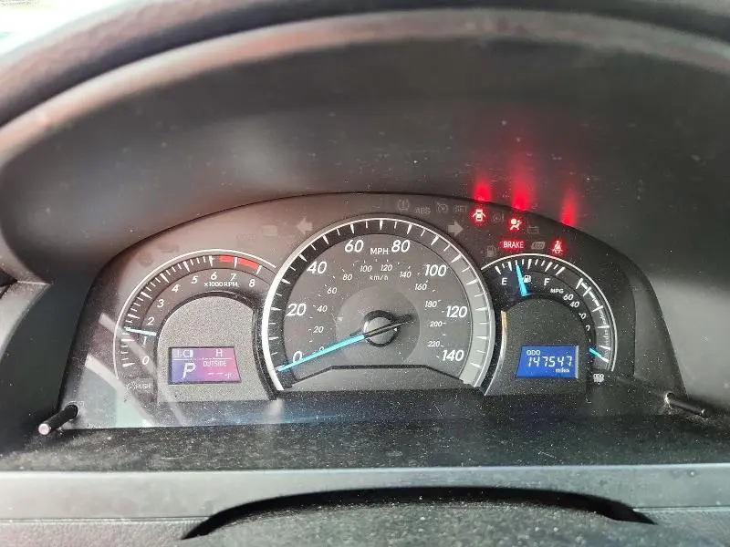 2012 TOYOTA CAMRY LE  
