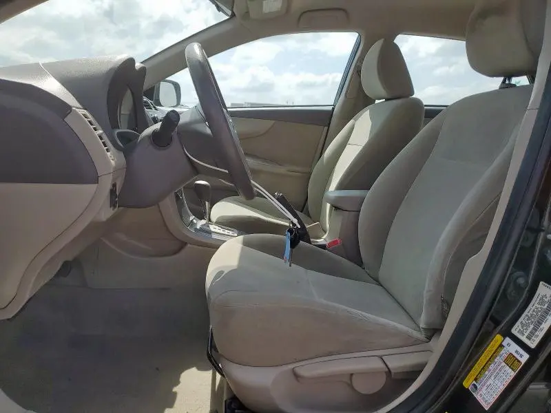 2010 TOYOTA COROLLA BASE  